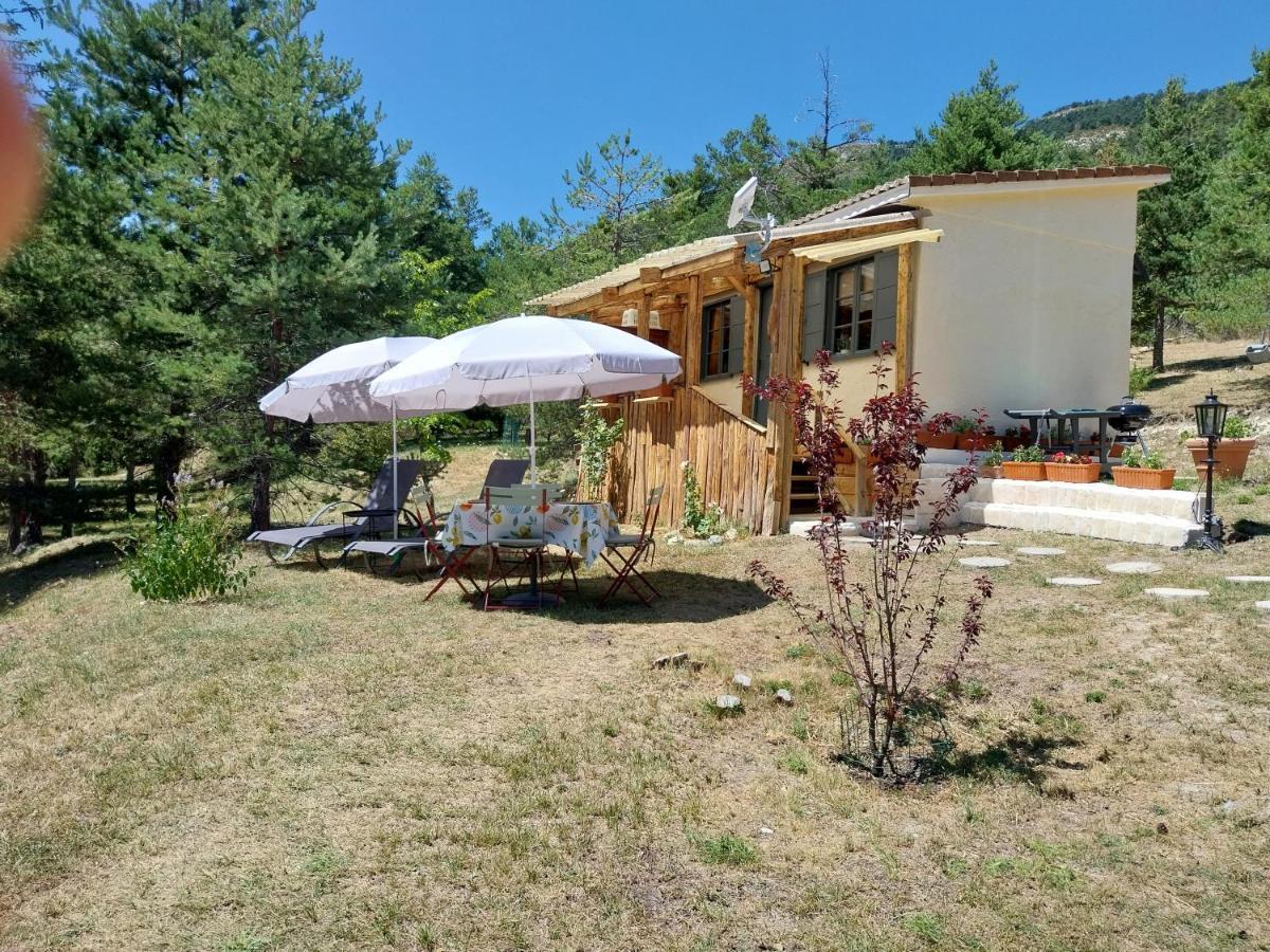Petit Studio Dans La Prairie Saint-Auban  Exterior foto